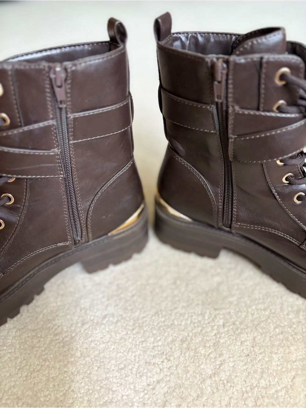 NWOT GUESS Combat Boots Dark Brown Women's Size 9 - Picture 6 of 14